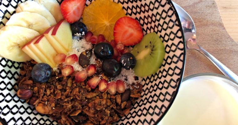 Granola – lecker Knuspermüsli zum Selbermachen